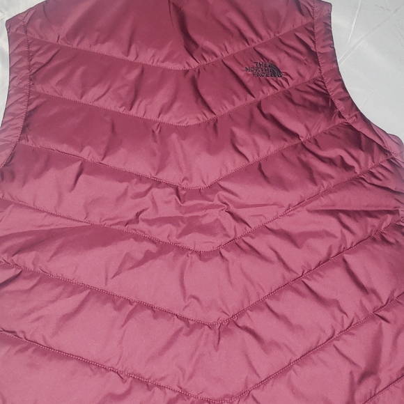 The North Face Vest - Picture 8 of 8
